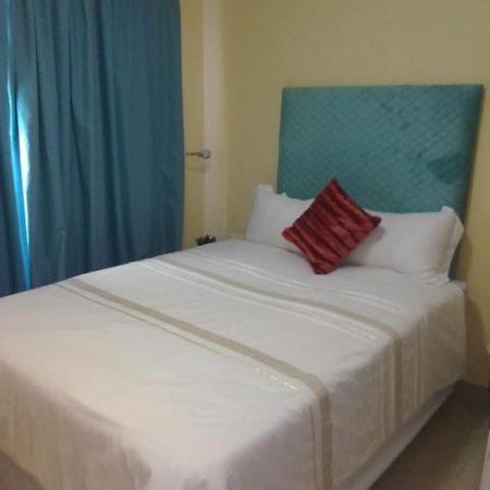 Hotel The Glory House à Alberton Extérieur photo